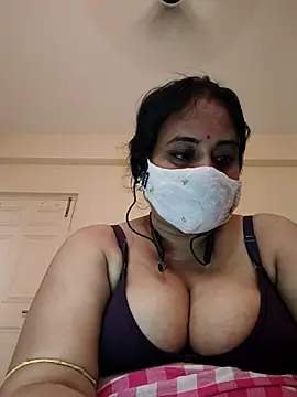 Sheela-Bhabin Live XXX chat
