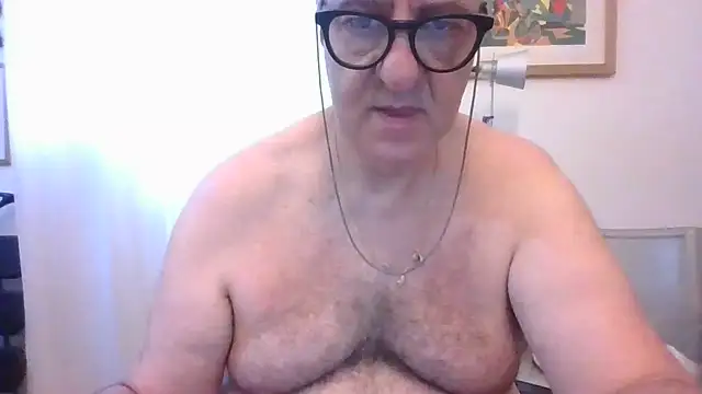 ANONIMO7735's Live XXX Chat
