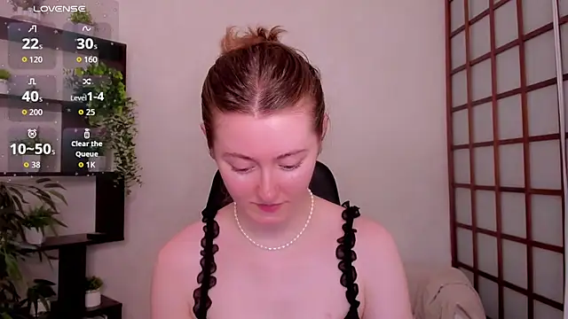KateCuddle Chat XXX live