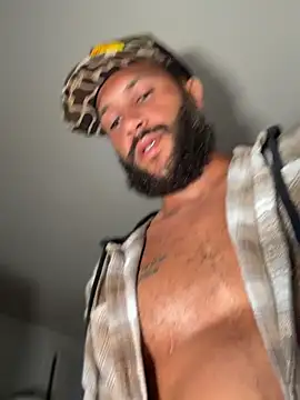 HungStr8Lightskin Live XXX-Chat