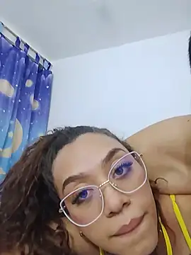 Chat XXX ao vivo de ritzabeth_daniel