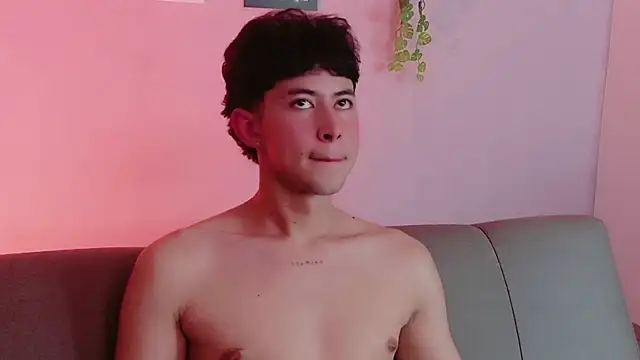 myke_magic live XXX chat
