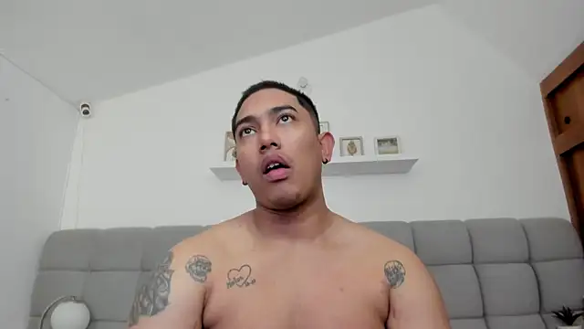 erotic_sins Chat XXX in diretta