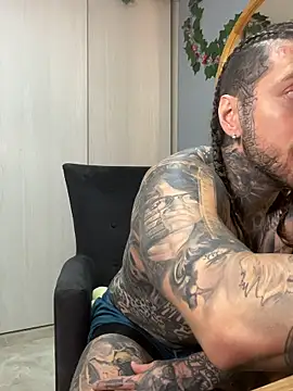 XXX chat uživo modela ThomasHells