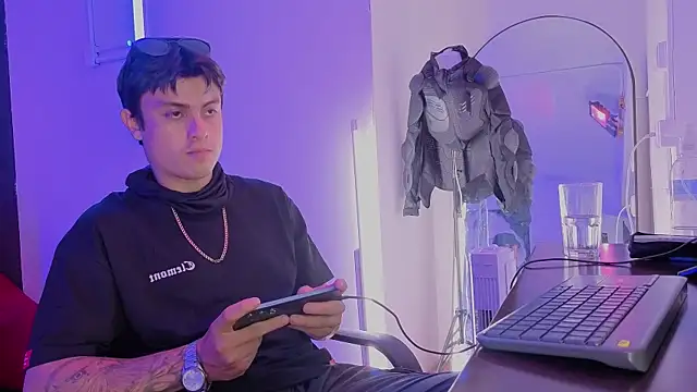 angel_still_ Chat XXX live