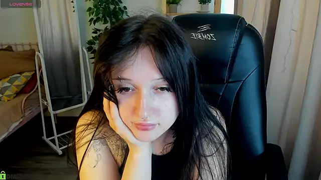 Emma-Blissa Live XXX Chat