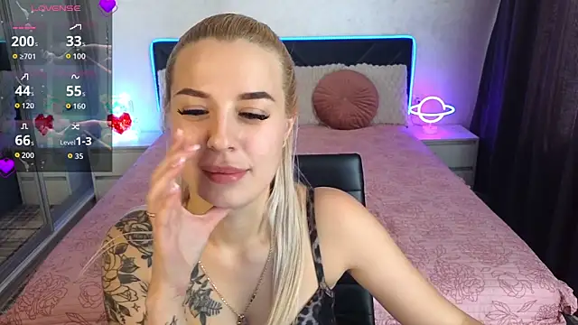 Crystal_Barbie Chat XXX in diretta