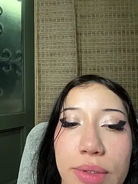 BarbieBonnet Adlı Modelin Canlı XXX Sohbeti