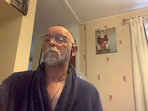 Moonraker64 现场XXX聊天