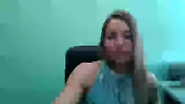 Valyssa live XXX chat
