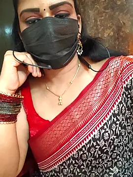 soundharya_tamil's Live XXX Chat