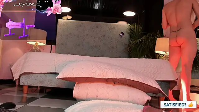 دردشة JESSI_NAOMI الجنسية المباشرة