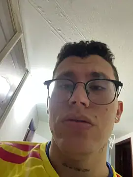 Kurtxxx22's Webcam Show