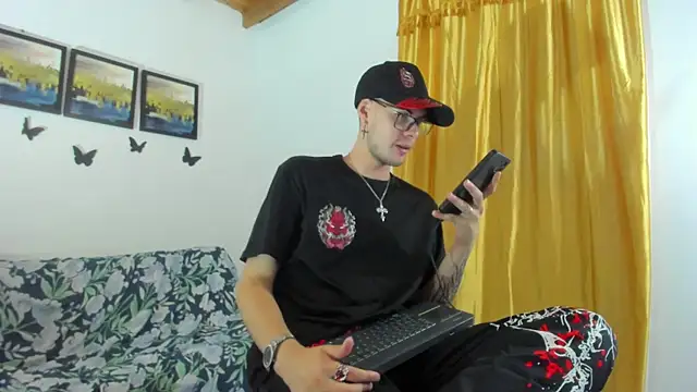 Živý XXX chat Vlad__night