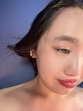 Chatroom XXX en direct de Asianpie_
