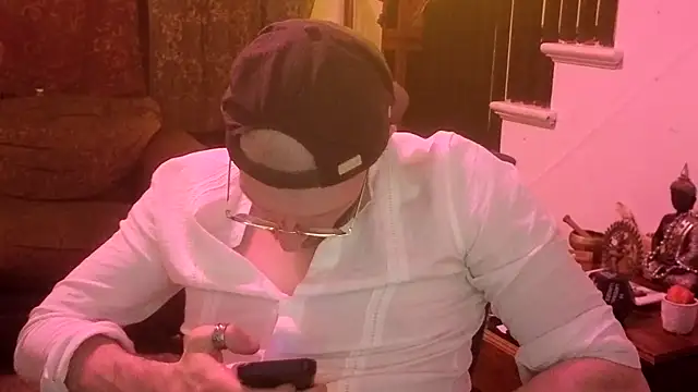 MasterDaddyCool: απευθείας συνομιλία ΧΧΧ