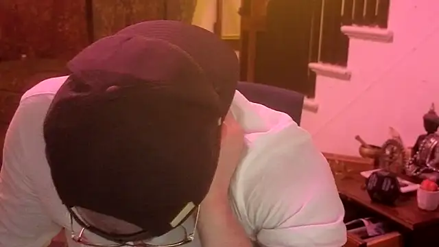 XXX chat uživo modela MasterDaddyCool