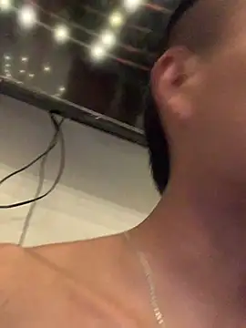 Show de webcam de Emiliano_Reyes