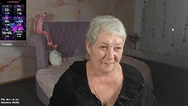 Poppy_Pulse's Live XXX Chat