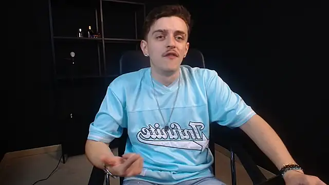 FelixStarkk 现场XXX聊天