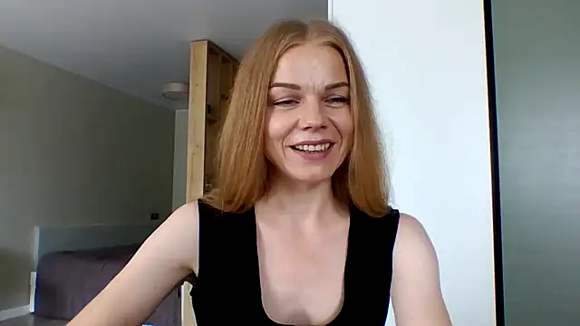 Tina5394 Adlı Modelin Canlı XXX Sohbeti