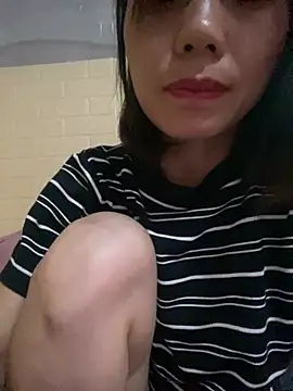 Leoglasn Live XXX chat