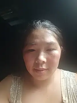 quynhkoolbaen Live XXX chat