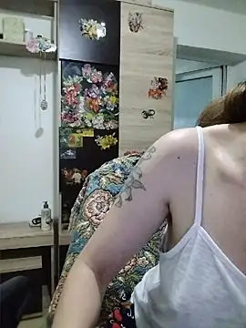 CrazyMaya39 Adlı Modelin Canlı XXX Sohbeti