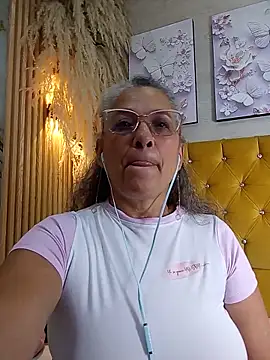 Misevien Live XXX chat