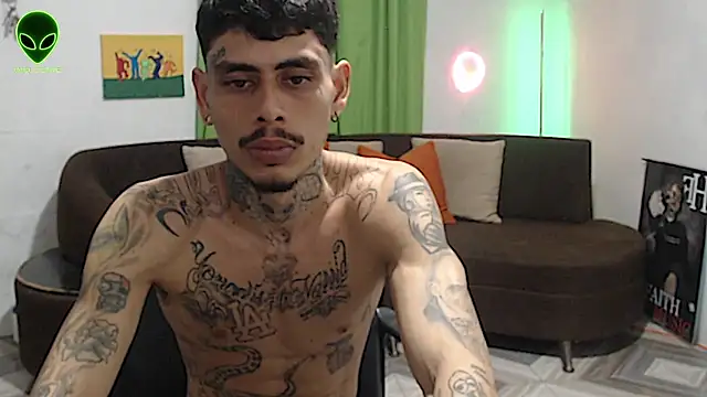 alpha_zom Live XXX-chat