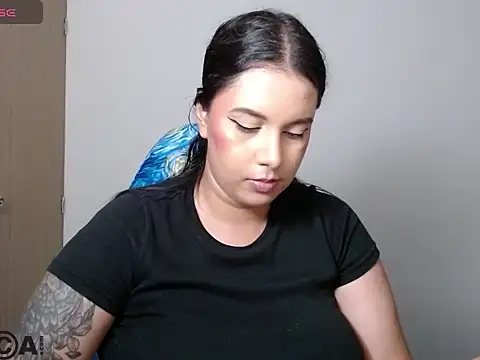 צ'אט XXX בשידור חי של venus__24