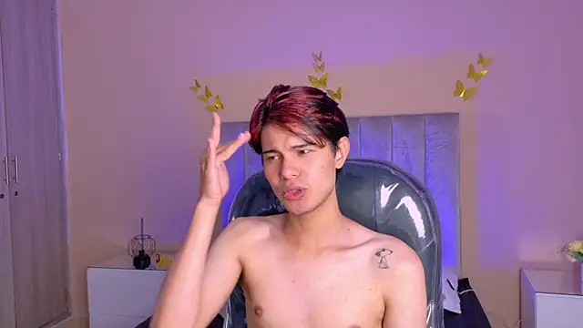 Онлайн чат XXX Derek_Sinn