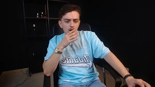 FelixStarkk Live XXX Chat