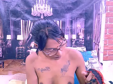 IndianRebel4u2Luv's Live XXX Chat
