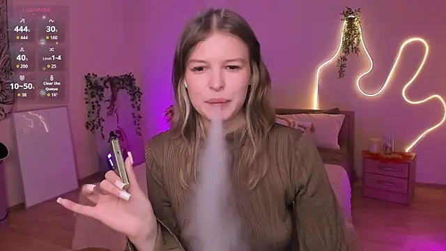 Lisa_Blossom Live XXX-Chat