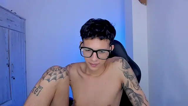 Chatroom XXX en direct de tylerrnova