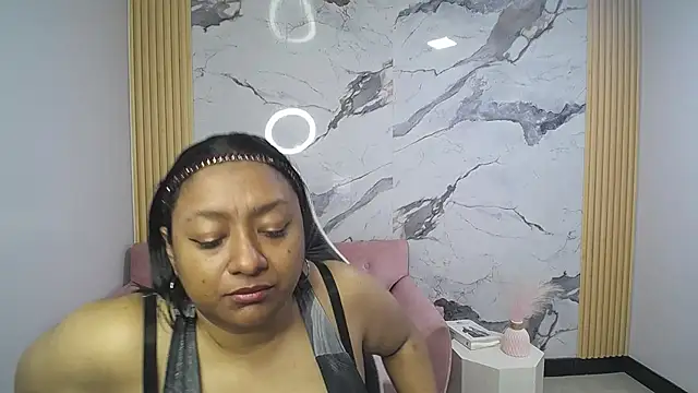 Alicia1_ch's Live XXX Chat