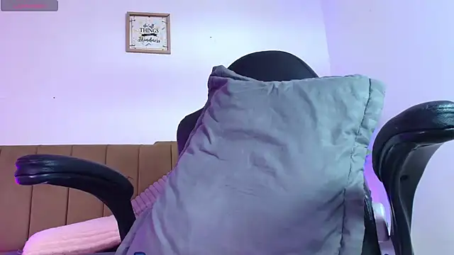 แชท XXX สดของ Nikkenyx