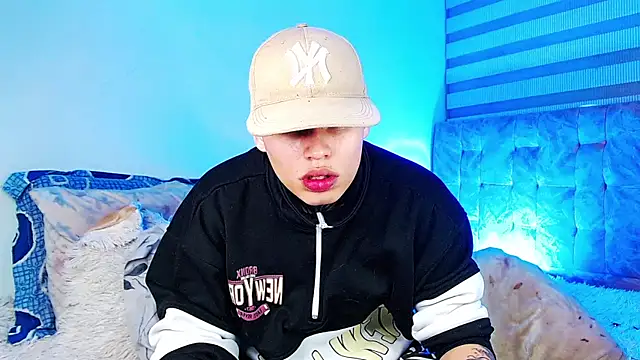_justinmoon2 live XXX chat