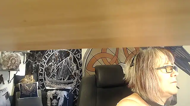 TittenMichelle Adlı Modelin Canlı XXX Sohbeti