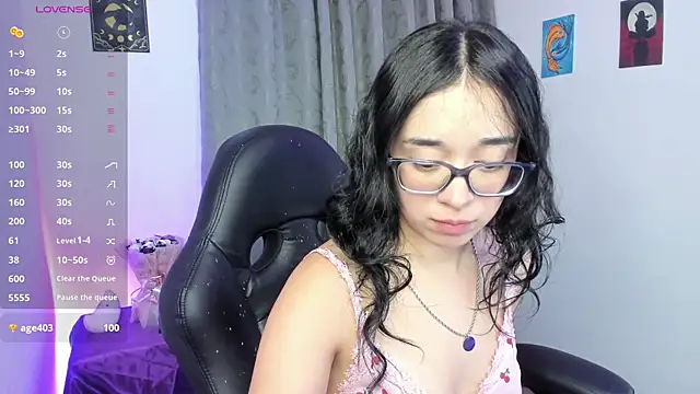 Онлайн чат XXX indra_cam