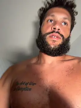 צ'אט XXX בשידור חי של HungStr8Lightskin