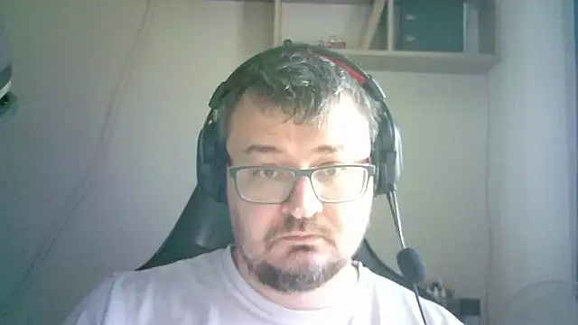 Chat +18 de SirAbuser ao vivo