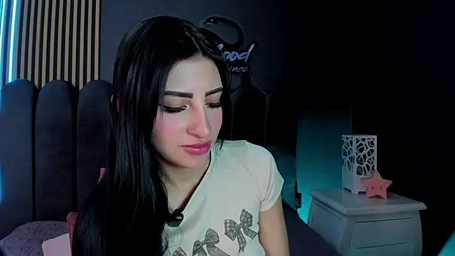 Nicolette_ks_'s Live XXX Chat