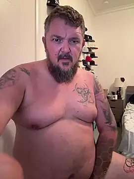 Czat XXX na żywo – TatooedBear