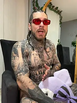 Chatroom XXX en direct de ThomasHells
