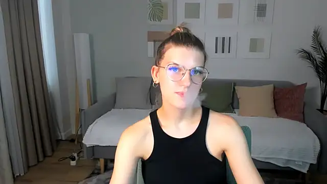 AnnaThornen Live XXX chat