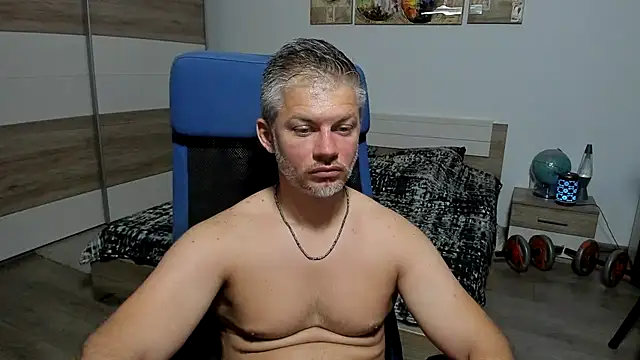 RobbyShawz's Live XXX Chat