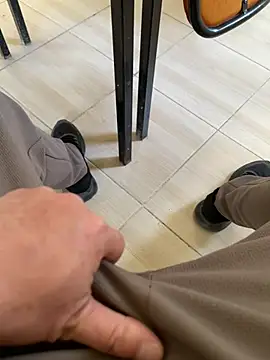 kenanbal0677's Live XXX Chat