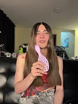 XXX chat uživo modela Lottus_fire